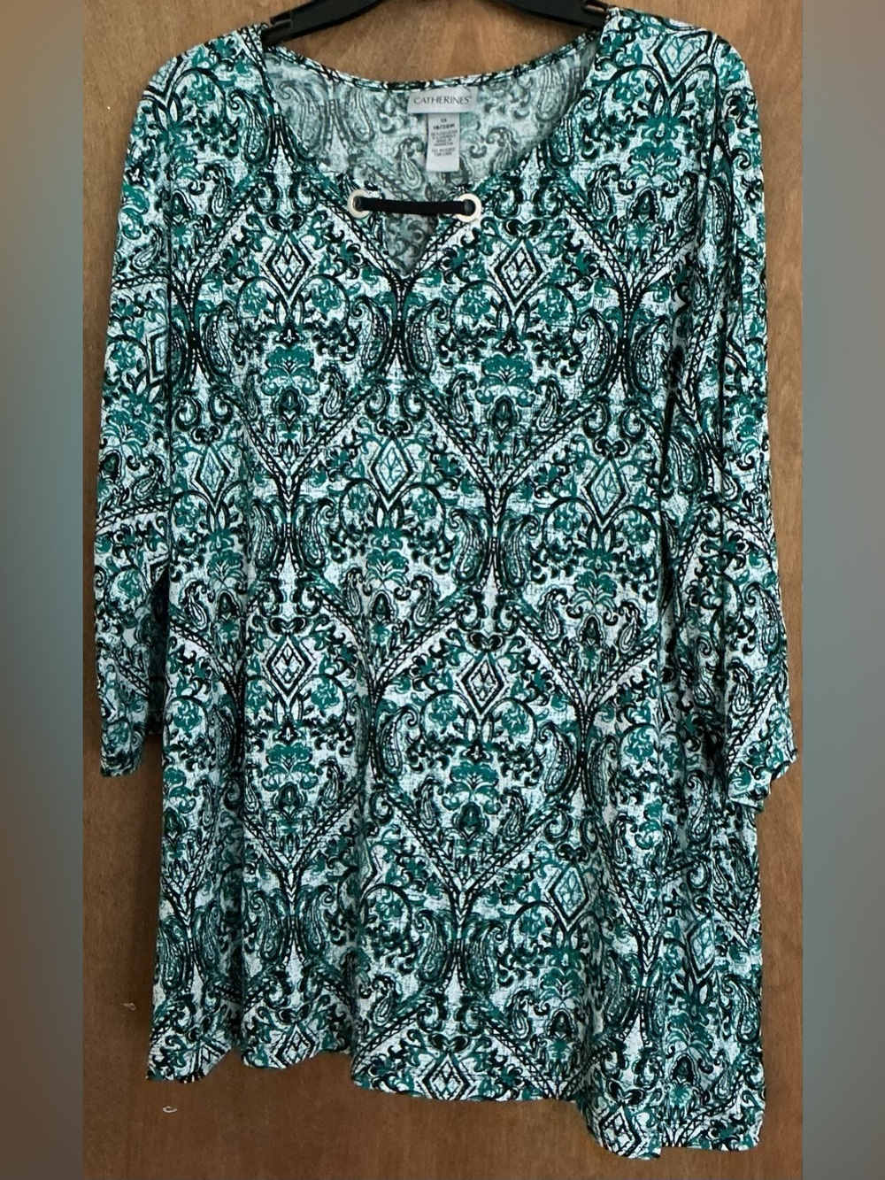 Catherines Plus Size Tunic 3/4 Sleeves Scoopneck Green Paisley Keyhole Top 1X